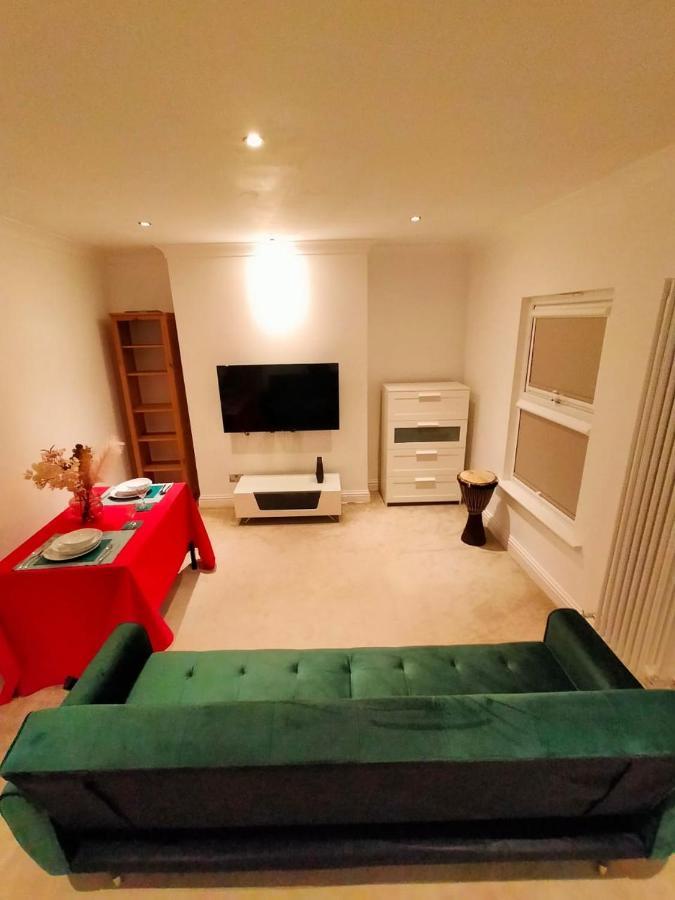 Fully-Equipped Flat In The City Of London. Екстериор снимка